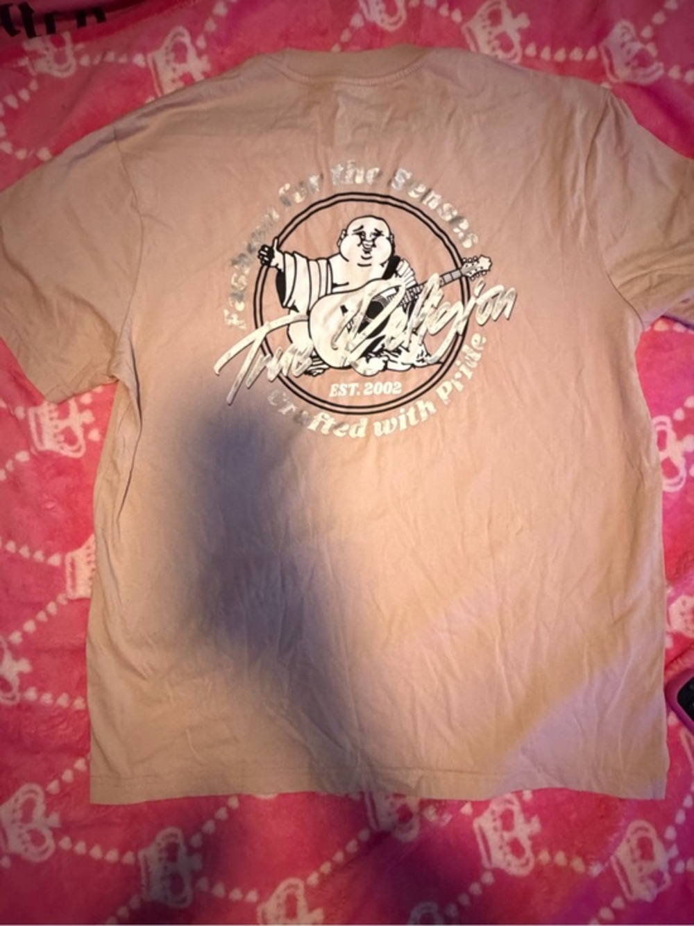 True Religion Cream Graphic Tee with Blue Print new no tags